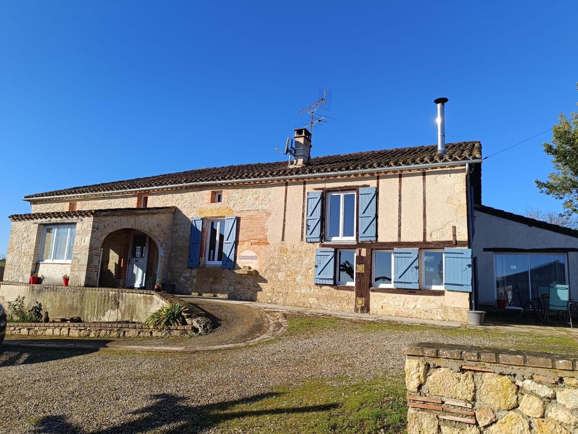 Bed and Breakfast La Fezendes Miradoux Exterior foto