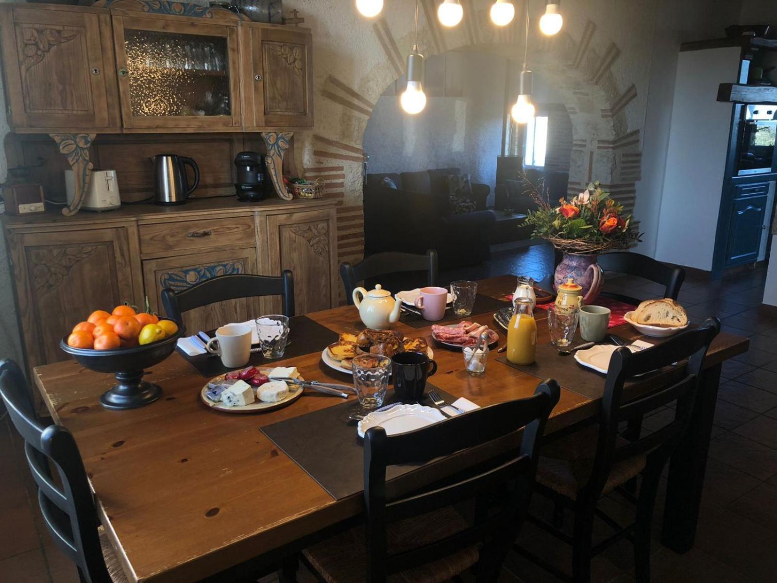 Bed and Breakfast La Fezendes Miradoux Exterior foto