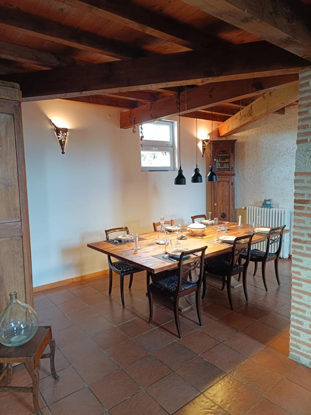 Bed and Breakfast La Fezendes Miradoux Exterior foto